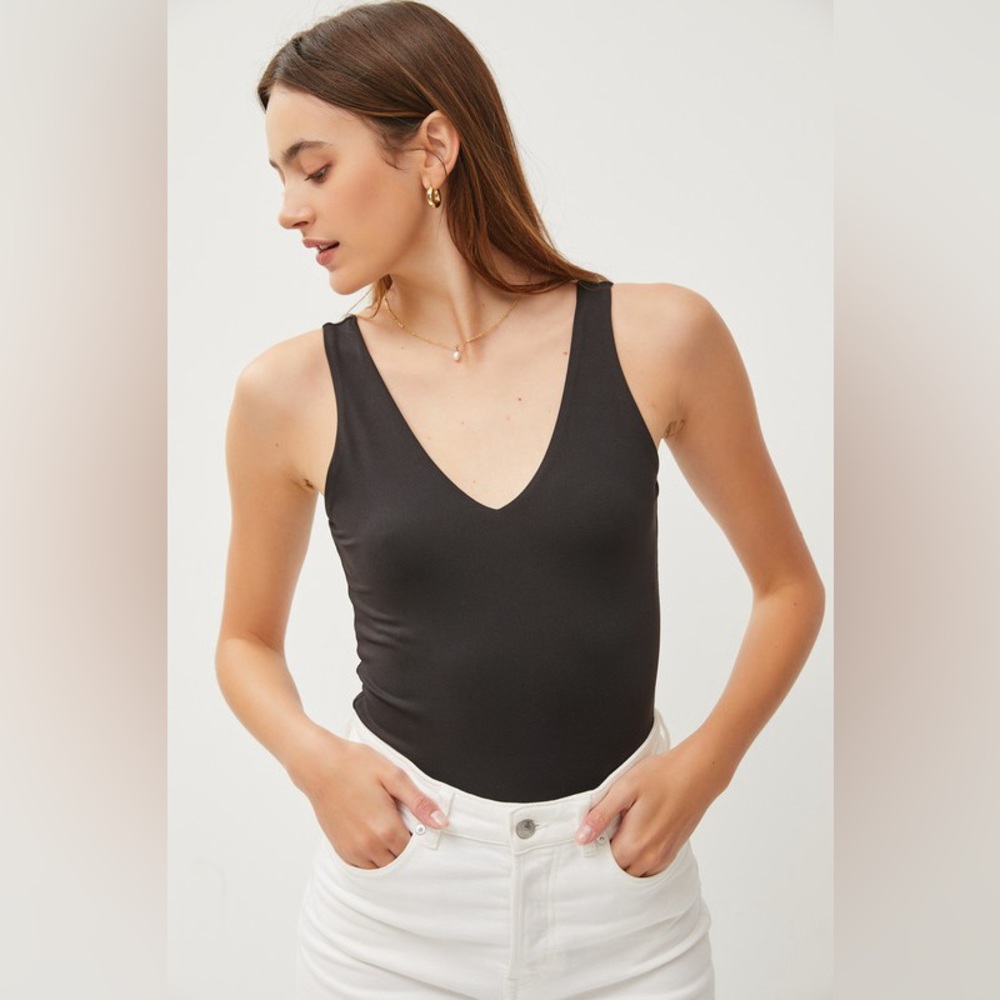 319B-BLACK. V-Neck Double Layer Bodysuit